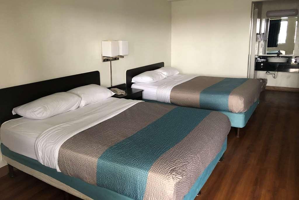 Days Inn By Wyndham Indianapolis South Rom bilde