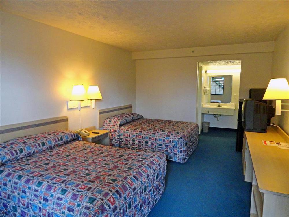 Days Inn By Wyndham Indianapolis South Rom bilde